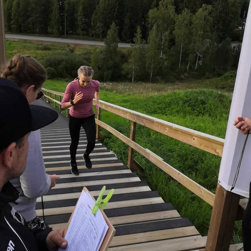 Noora Lindberg, naisten voittaja